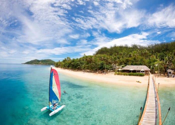 Melbourne and Sydney to Fiji