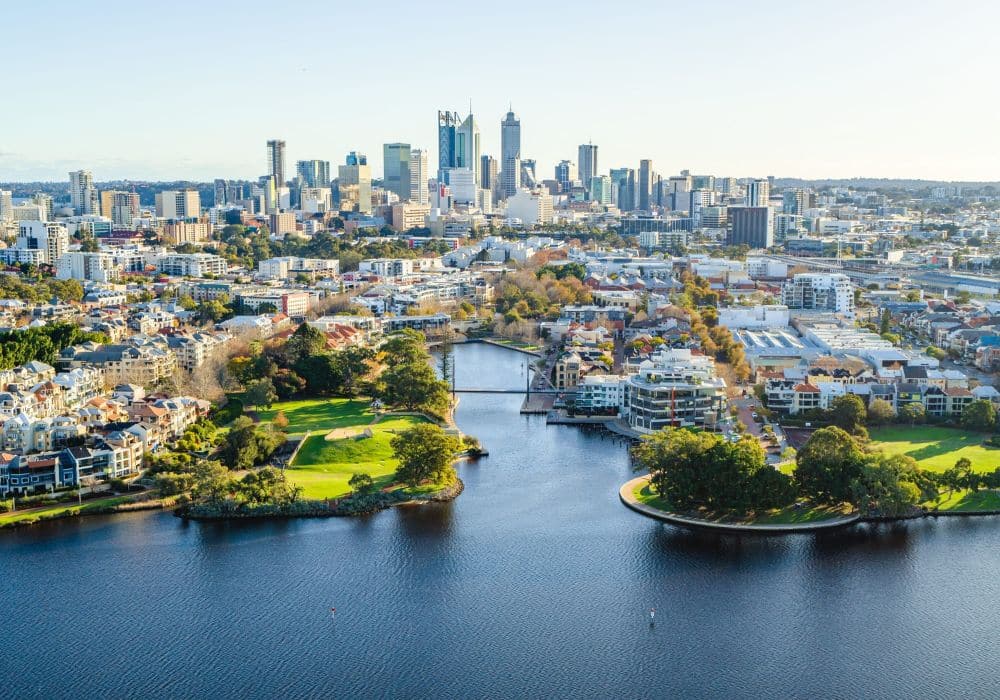 Best Routes for Amritsar to Perth